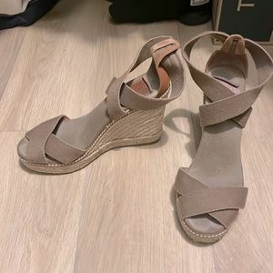 Tory BURCH wedges